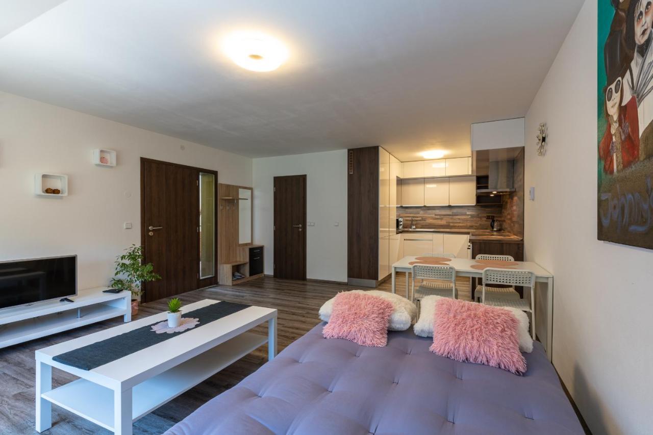 Apartman U Krizku Jihlava Exterior photo