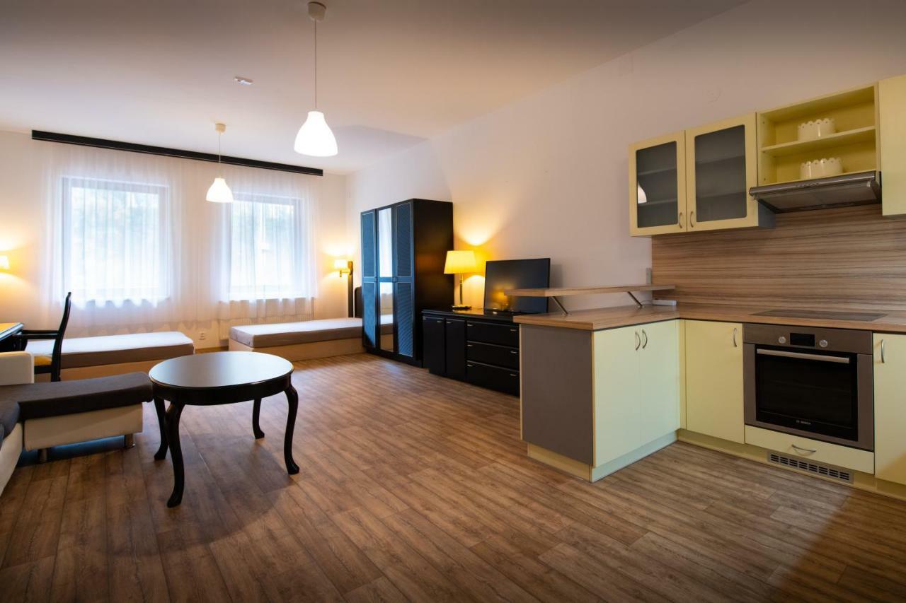 Apartman U Krizku Jihlava Exterior photo
